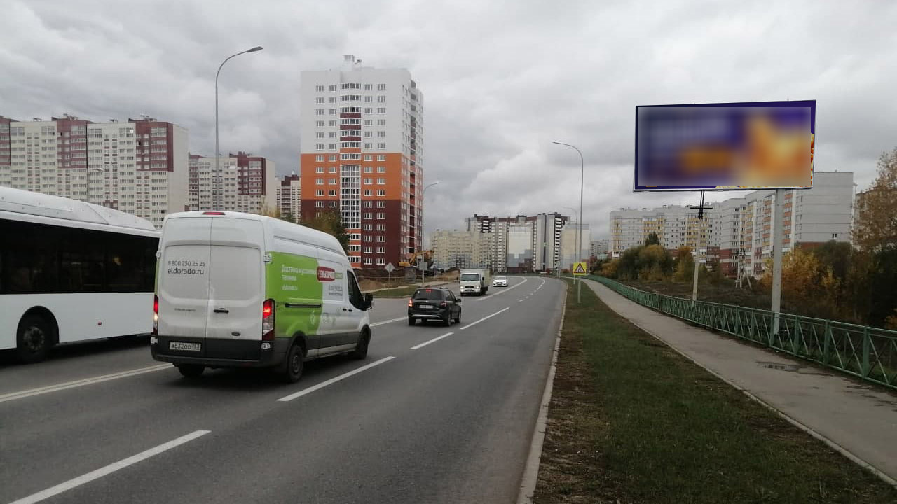 Фотография рекламного носителя, тип: Билборд 3x6, адрес: Солнечный б-р., ост. Бульвар зодчего Петра Егорова, Чебоксары, Республика Чувашия, Россия. Сторона A1-А10 №1000464