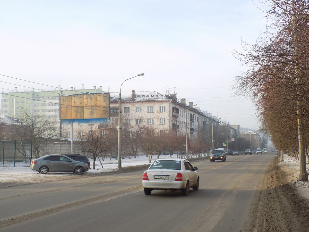 Фотография рекламного носителя, тип: Билборд 3x6, адрес: 60 лет Октября ул., д.90, Красноярск, Красноярский край, Россия. Сторона Б №780009