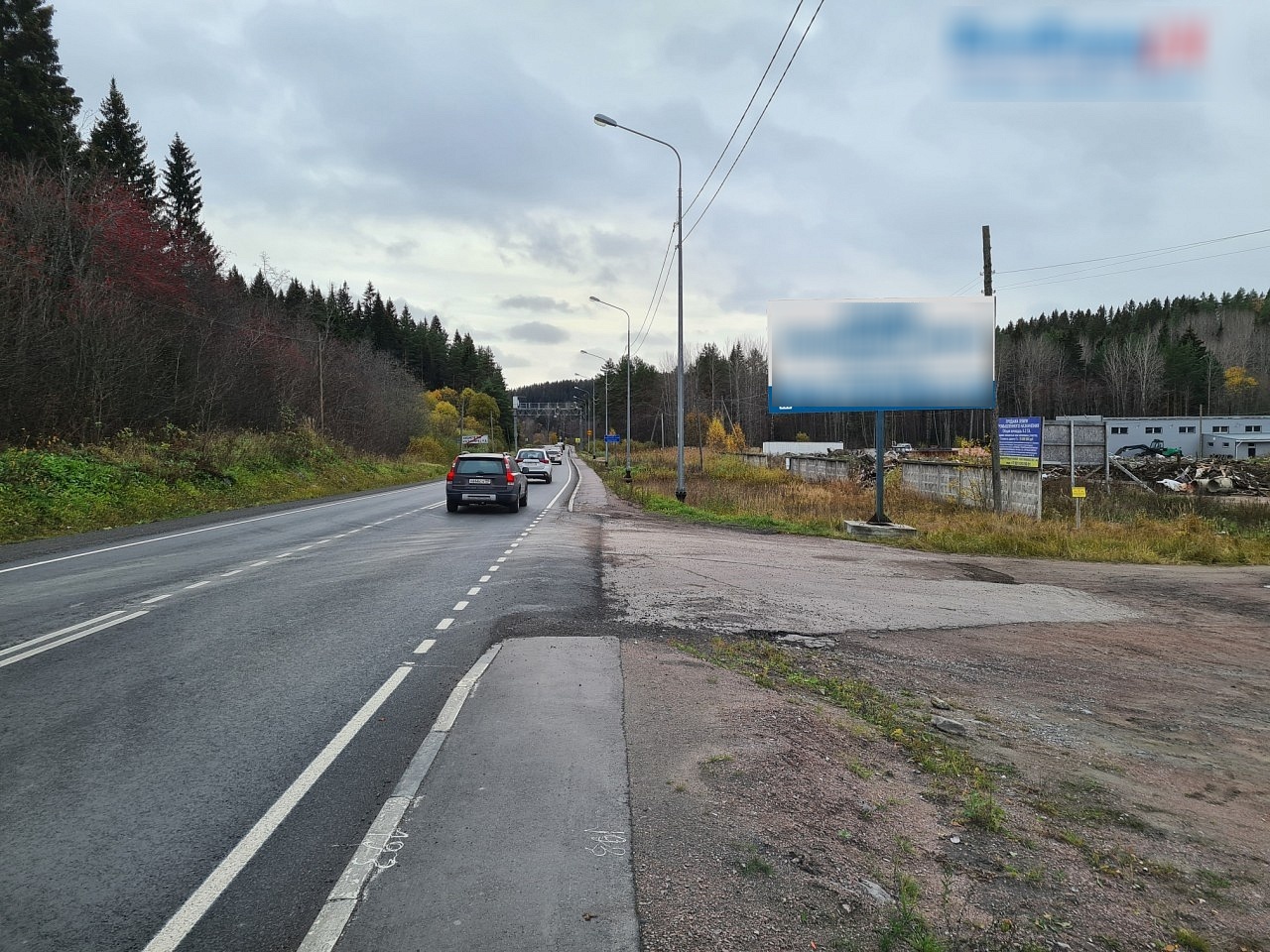 Фотография рекламного носителя, тип: Билборд 3x6, адрес: Реускула пос., Центральная ул., д.16б, Петрозаводск, Республика Карелия, Россия. Сторона A №1002388
