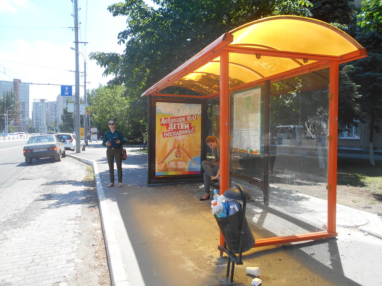 Фотография рекламного носителя, тип: Остановка 1.8x1.2, адрес: М.Нагибина пр-т., ост. ОктР "Общежитие РИСИ", Ростов-на-Дону, Ростовская область, Россия. Сторона А №831645