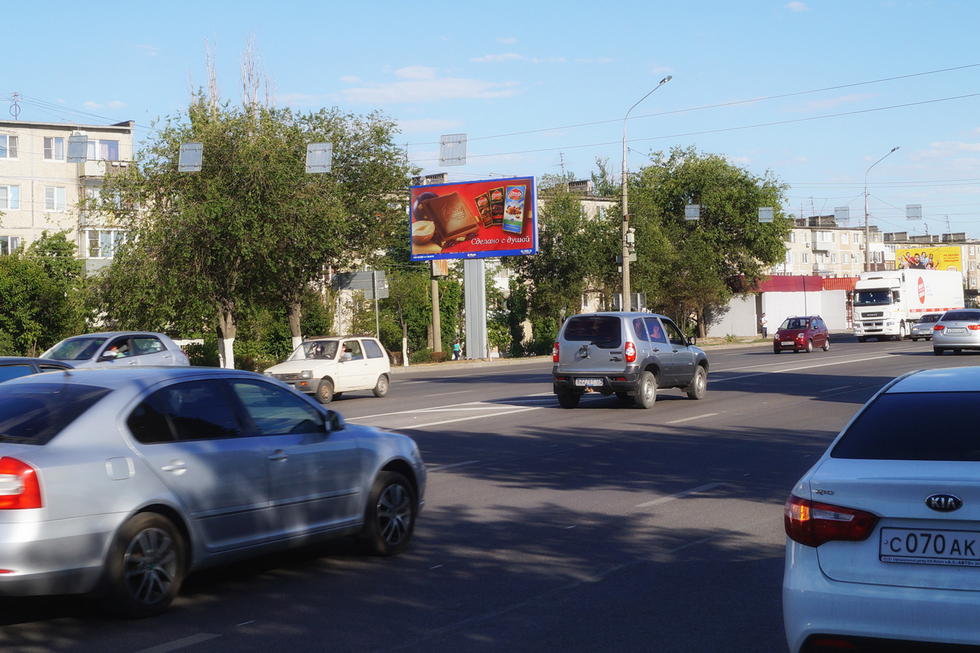 Фотография рекламного носителя, тип: Билборд 3x6, адрес: Историческая ул. Х Шекснинская ул., Волгоград, Волгоградская область, Россия. Сторона Б №337838