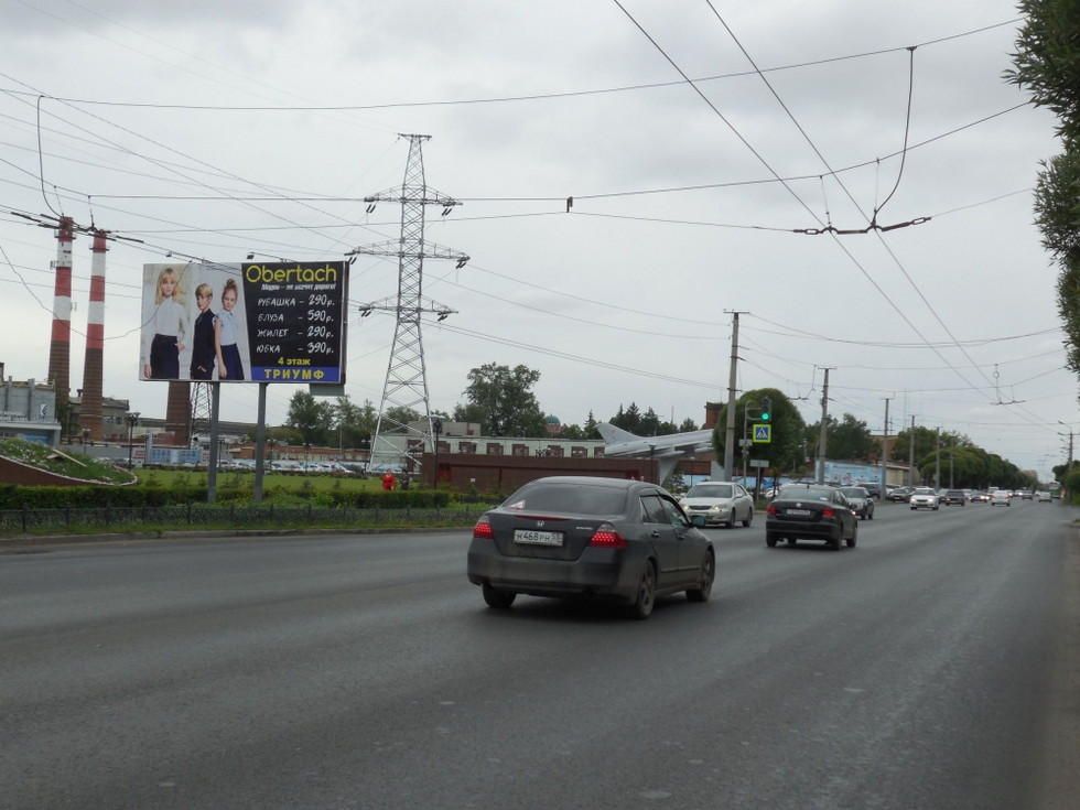 Фотография рекламного носителя, тип: Билборд 3x6, адрес: Лизы Чайкиной ул., д.23, Омск, Омская область, Россия. Сторона В №1009996
