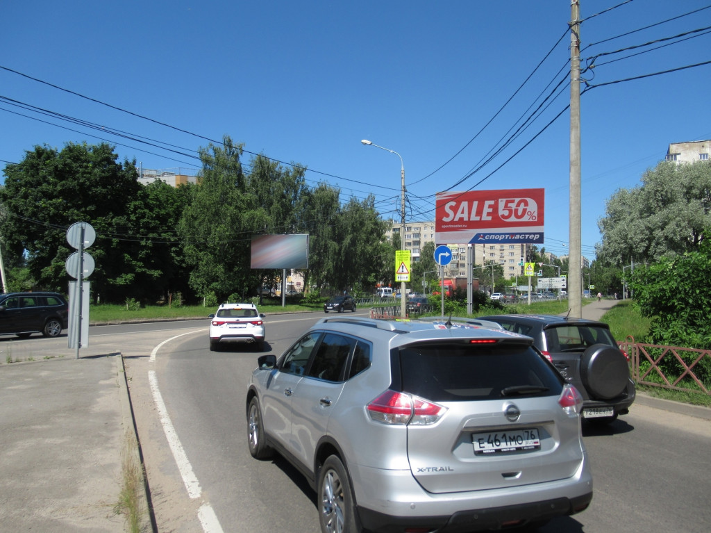 Фотография рекламного носителя, тип: Билборд 3x6, адрес: Городской Вал ул., д.2, Ярославль, Ярославская область, Россия. Сторона А №794136