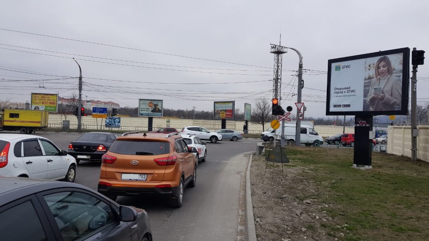 Фотография рекламного носителя, тип: Ситиборд 2.7x3.7, адрес: Магистральная ул. X Мира ул., д.1, Новороссийск, Краснодарский край, Россия. Сторона A1-A5 №1071989