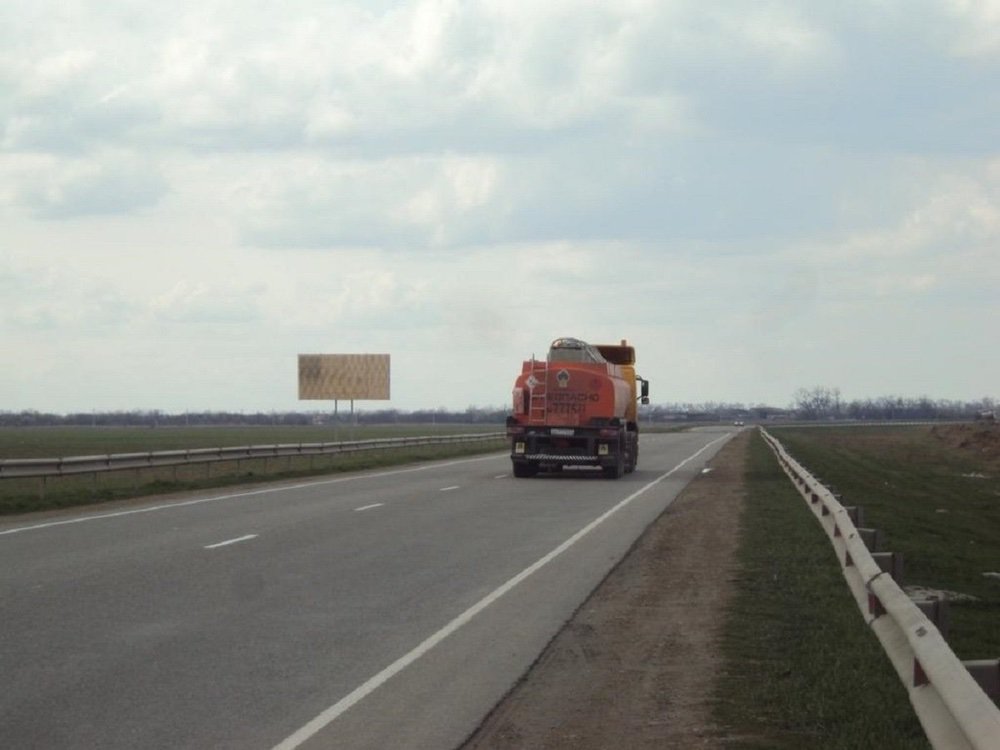 Фотография рекламного носителя, тип: Билборд 3x6, адрес: Темрюк-Краснодар а/д., 166 850м, Славянск-на-Кубани, Краснодарский край, Россия. Сторона Б №714791