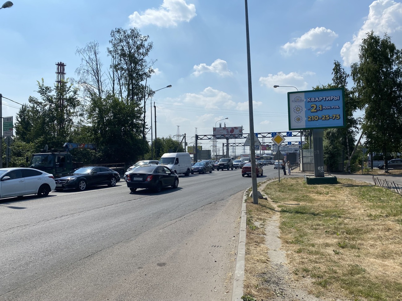 Фотография рекламного носителя, тип: Ситиборд 2.7x3.7, адрес: Мурино г., Токсовское ш., 250м, Санкт-Петербург, Россия. Сторона А №702887