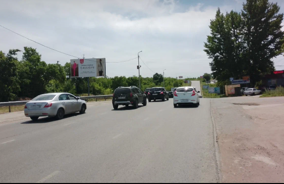 Фотография рекламного носителя, тип: Билборд 3x6, адрес: Усть-Курдюмское ш., поз.2, Саратов, Саратовская область, Россия. Сторона А №700077