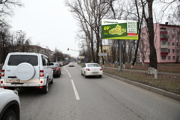 Фотография рекламного носителя, тип: Билборд 3x6, адрес: Октябрьский пр-т., д.407, Люберцы, Московская область, Россия. Сторона A №440630