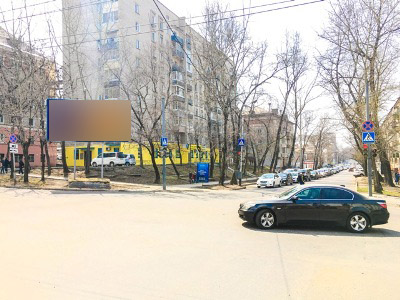 Фотография рекламного носителя, тип: Билборд 3x6, адрес: Ким-Ю-Чена ул., д.30, Хабаровск, Хабаровский край, Россия. Сторона A1-A3 №665373