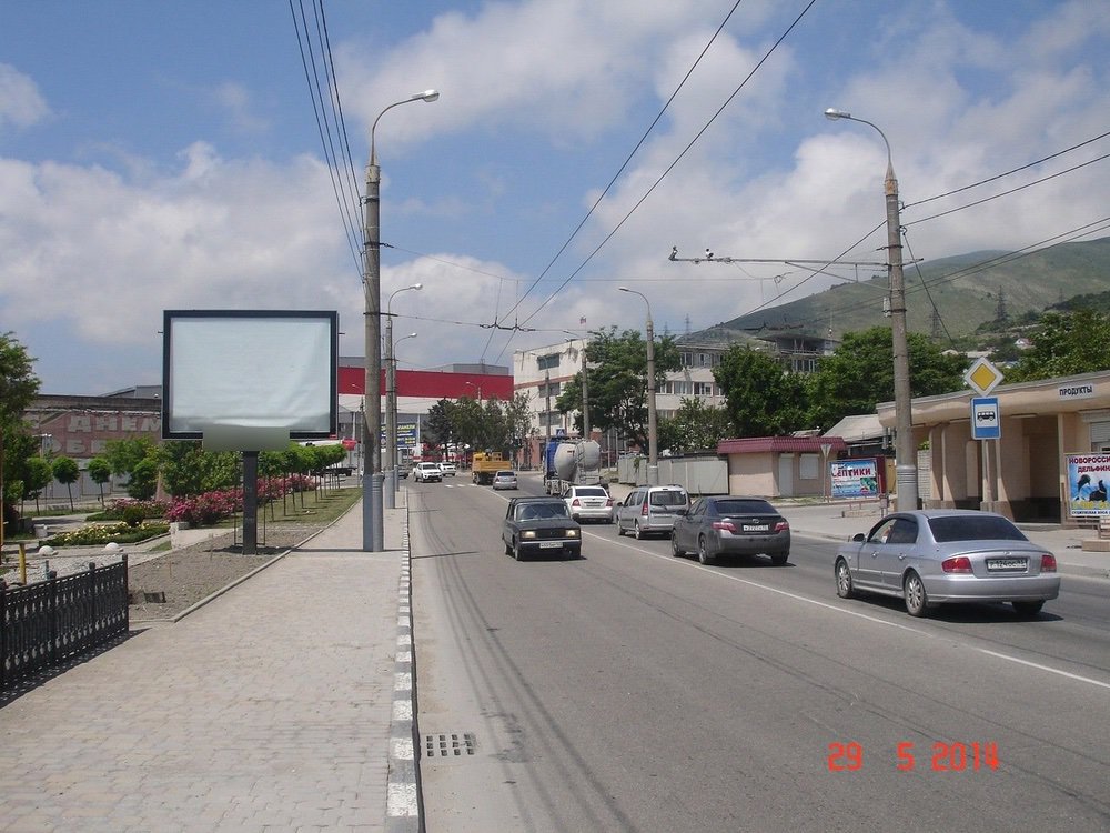 Фотография рекламного носителя, тип: Ситиборд 2.7x3.7, адрес: Судостальская ул. Х Карла Либкнехта ул., д.16, Новороссийск, Краснодарский край, Россия. Сторона Б №713816