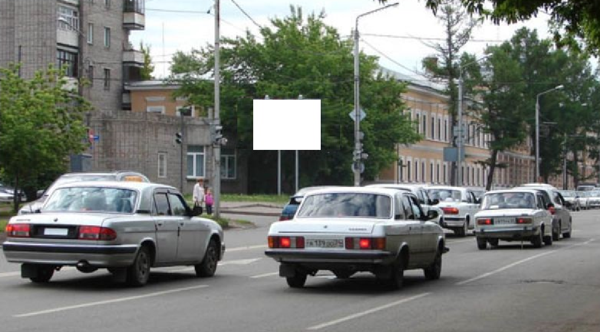 Фотография рекламного носителя, тип: Билборд 3x4, адрес: Вейнбаума ул. Х Марковского ул., Красноярск, Красноярский край, Россия. Сторона Б1-Б3 №1324675