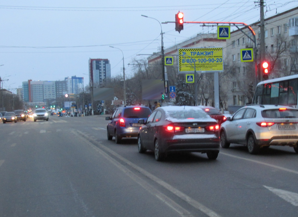 Фотография рекламного носителя, тип: Билборд 3x6, адрес: Ленина пр-т. Х Пражская ул., Волгоград, Волгоградская область, Россия. Сторона A №1000634