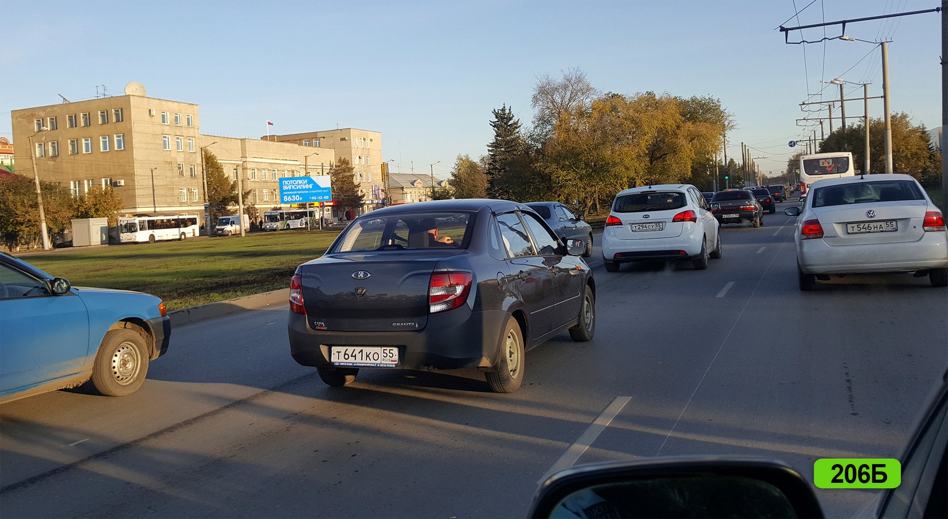 Фотография рекламного носителя, тип: Билборд 3x6, адрес: Богдана Хмельницкого ул., д.227, н-в, Омск, Омская область, Россия. Сторона A №827796