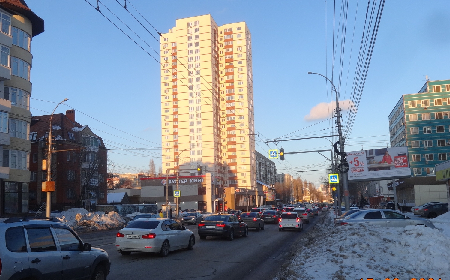 Фотография рекламного носителя, тип: Билборд 3x6, адрес: Чернышевского ул., д.80 Х 1-й Вакуровский пр-зд., Саратов, Саратовская область, Россия. Сторона A №992346