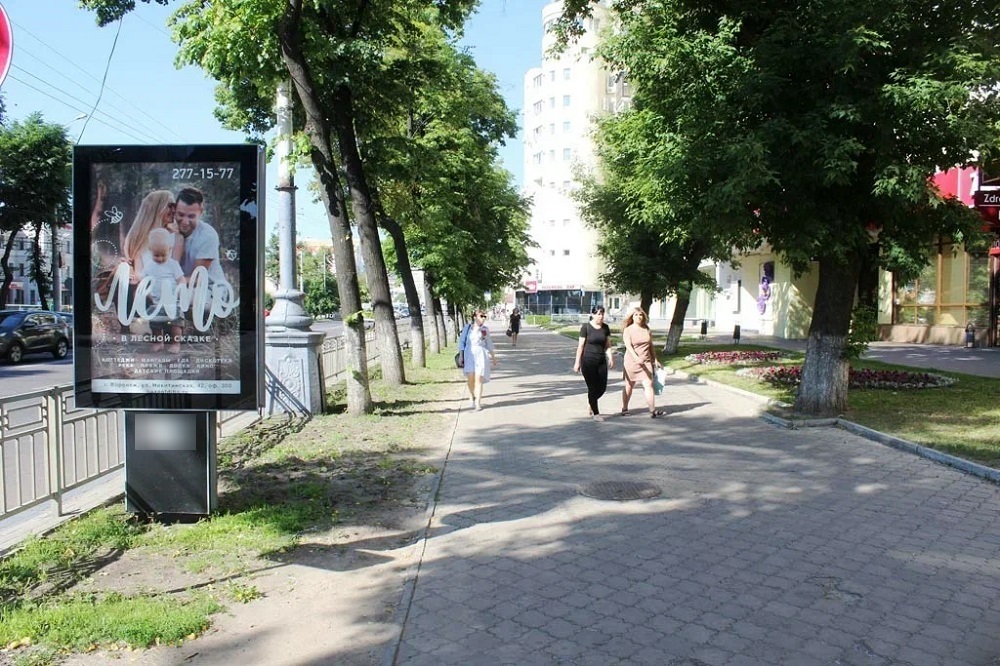 Фотография рекламного носителя, тип: Ситиформат 1.8x1.2, адрес: Кирова ул., поз.16, Воронеж, Воронежская область, Россия. Сторона A1-А5 №1058374