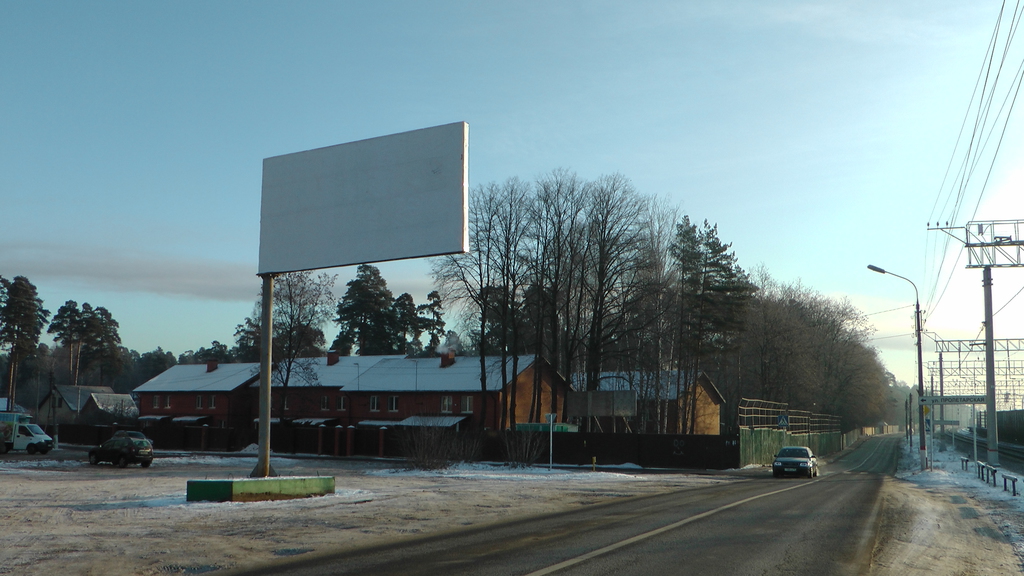 Фотография рекламного носителя, тип: Билборд 3x6, адрес: Новорязанское ш., 44 300м, Московская область, Россия. Сторона B №844004