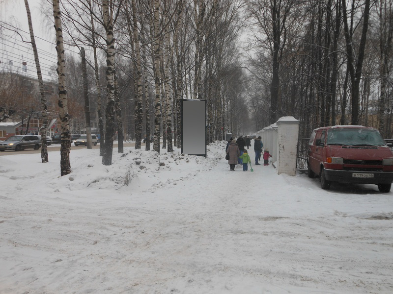 Фотография рекламного носителя, тип: Пиллар 3x1.4, адрес: Воровского ул., д.44, Киров, Кировская область, Россия. Сторона В №632477