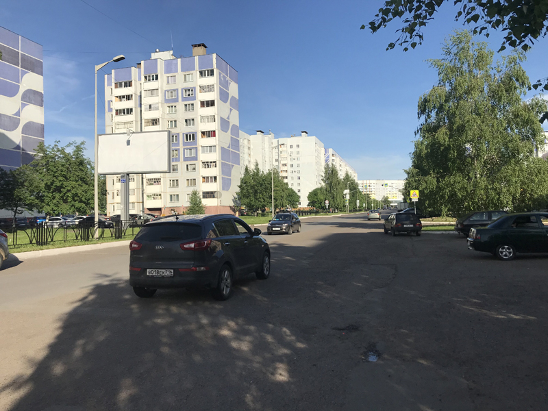 Фотография рекламного носителя, тип: Билборд 3x6, адрес: Чулман ул., д.6, Нижнекамск, Республика Татарстан, Россия. Сторона Б №773807