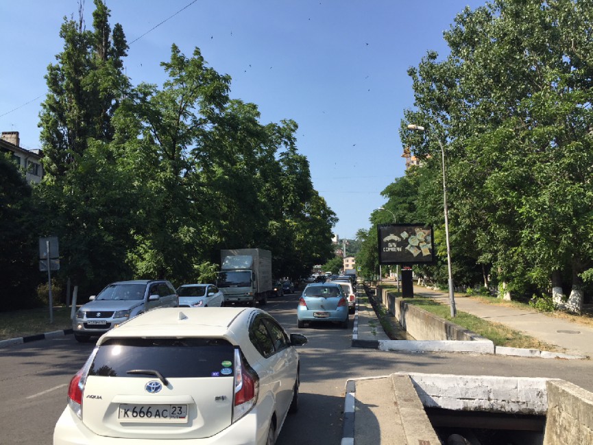 Фотография рекламного носителя, тип: Ситиборд 2.7x3.7, адрес: Московская ул., д.5, Новороссийск, Краснодарский край, Россия. Сторона A1-A5 №1071991