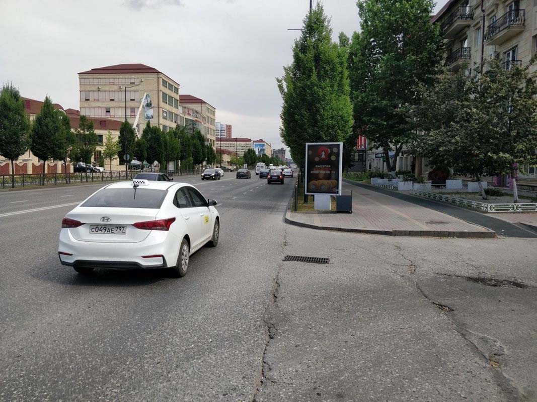 Фотография рекламного носителя, тип: Ситиформат 1.8x1.2, адрес: А.Х. Кадырова пр-т., ТРЦ Гранд Парк, Грозный, Республика Чечня, Россия. Сторона А №847366