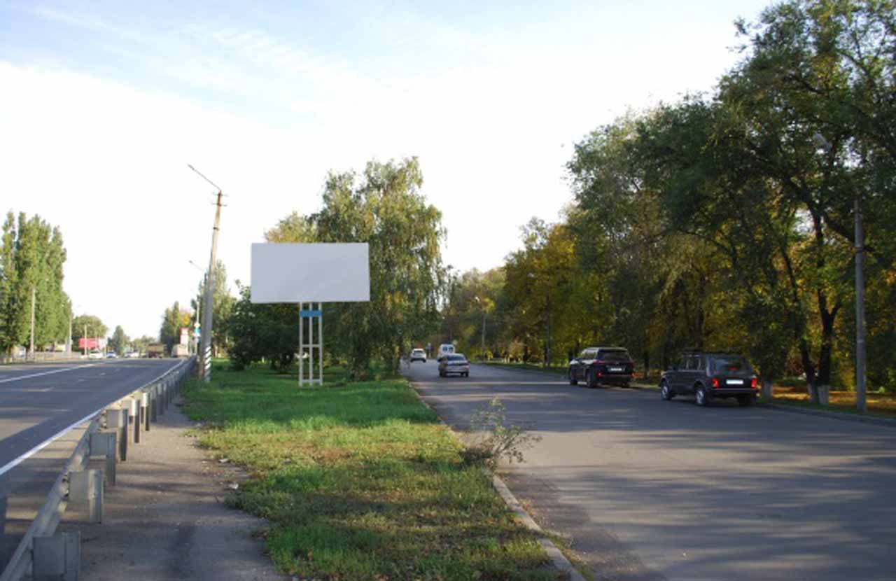 Фотография рекламного носителя, тип: Билборд 3x6, адрес: Харьковская ул., д.103, подъезд к Автовокзалу, Новошахтинск, Ростовская область, Россия. Сторона А №1093596