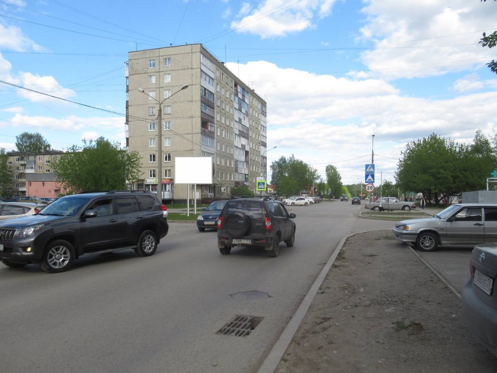 Фотография рекламного носителя, тип: Ситиборд 2.7x3.7, адрес: Репина ул., д.70, Пермь, Пермский край, Россия. Сторона B №755834