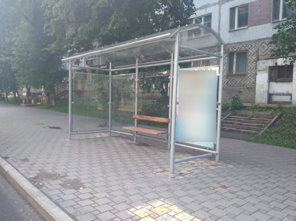 Фотография рекламного носителя, тип: Остановка 1.8x1.2, адрес: Коммунистическая ул., д.23 Х Клиническая ул., Самара, Самарская область, Россия. Сторона В1 №1079691