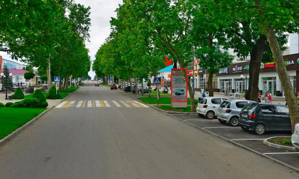 Фотография рекламного носителя, тип: Нестандартный ситиформат, адрес: Красная ул., д.112, Кореновск, Краснодарский край, Россия. Сторона А №1025969