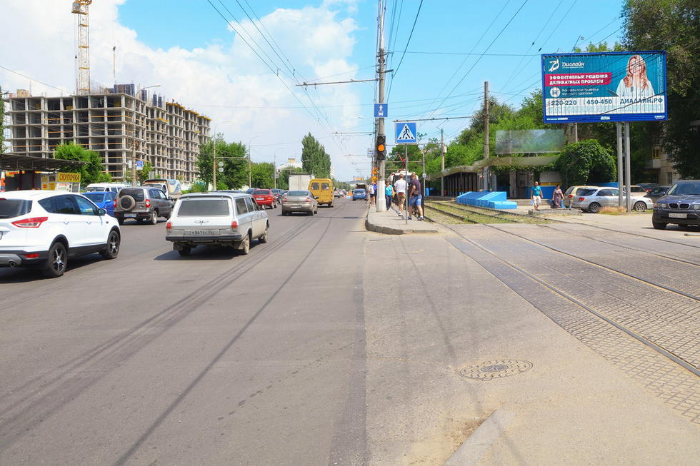 Фотография рекламного носителя, тип: Билборд 3x6, адрес: Ленина пр-т. Х Глазкова ул., Волгоград, Волгоградская область, Россия. Сторона А1-A3 №337484