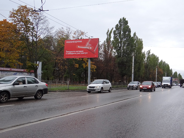 Фотография рекламного носителя, тип: Билборд 3x6, адрес: Космонавтов ул., д.12, Воронеж, Воронежская область, Россия. Сторона B №958019