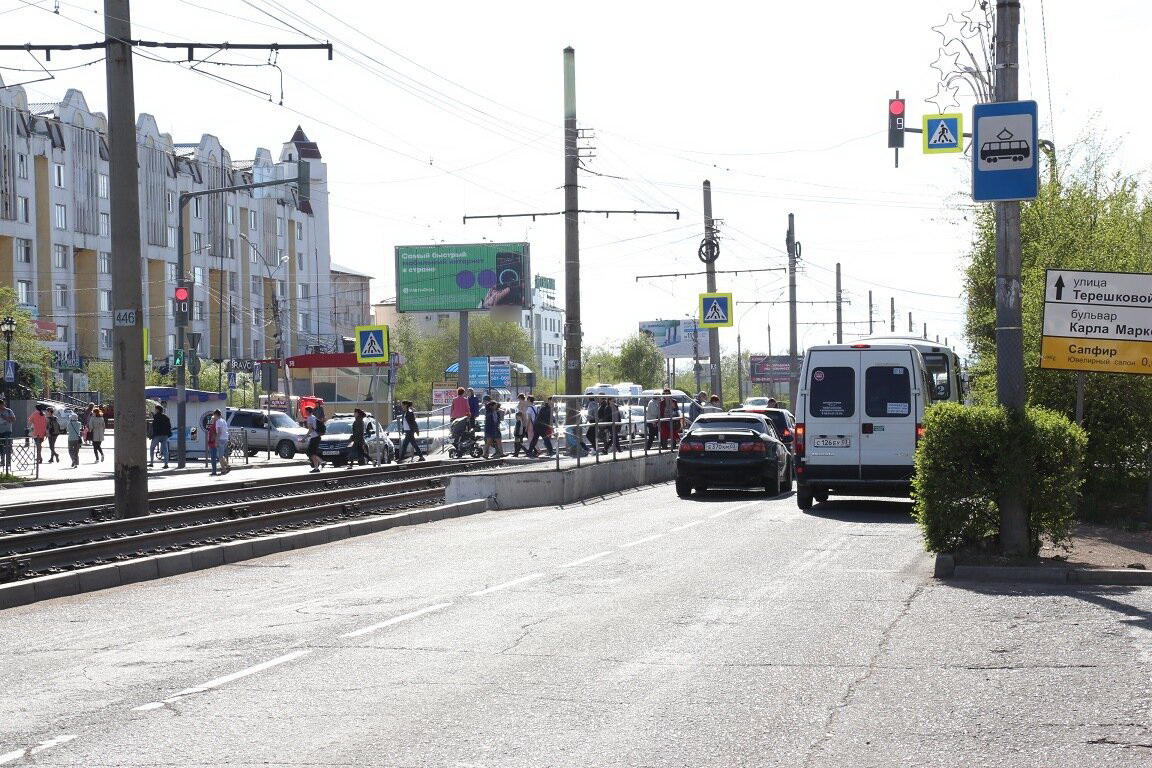 Фотография рекламного носителя, тип: Билборд 3x6, адрес: Терешковой ул. Х Карла Маркса б-р., поз.2, Улан-Удэ, Республика Бурятия, Россия. Сторона В1-В3 №697163