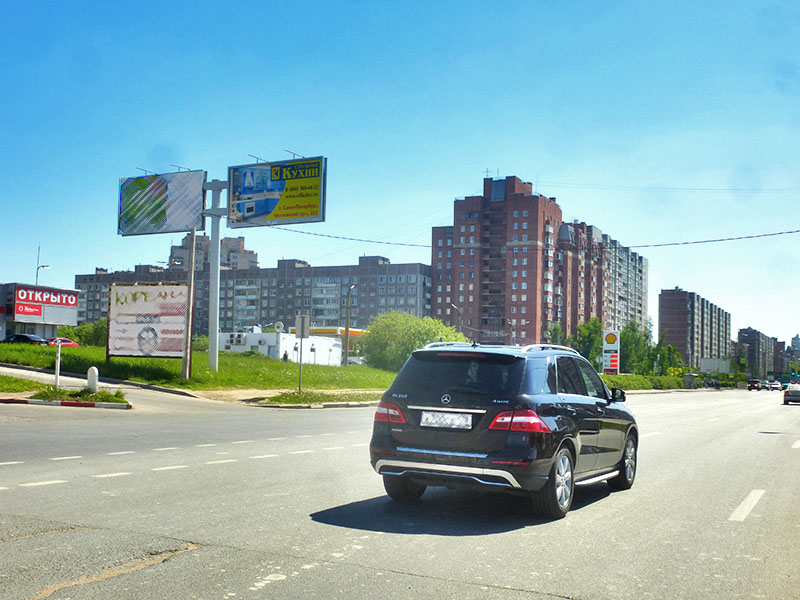 Фотография рекламного носителя, тип: Билборд 3x6, адрес: Комендантский пр-т., д.43, Санкт-Петербург, Россия. Сторона В1 №639125