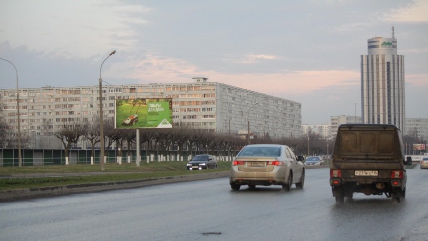 Фотография рекламного носителя, тип: Билборд 3x6, адрес: Хасана Туфана пр-т., д.17/01, Набережные Челны, Республика Татарстан, Россия. Сторона B №685852