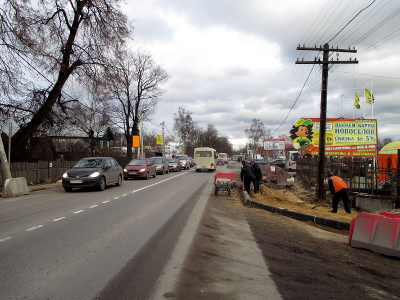 Фотография рекламного носителя, тип: Панель-кронштейн, адрес: Мурино г., Центральная ул., д.36, Ленинградская область, Россия. Сторона ЛС №812373