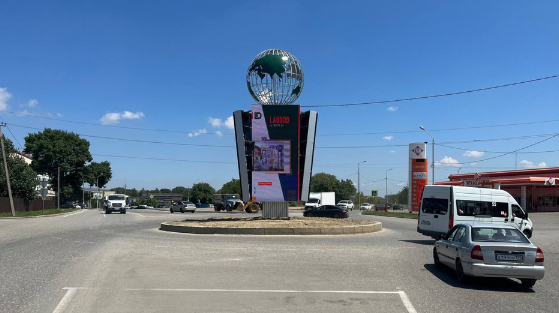 Фотография рекламного носителя, тип: Билборд 3x6, адрес: Алтайская ул., Грозный, Республика Чечня, Россия. Сторона А2 №1323601