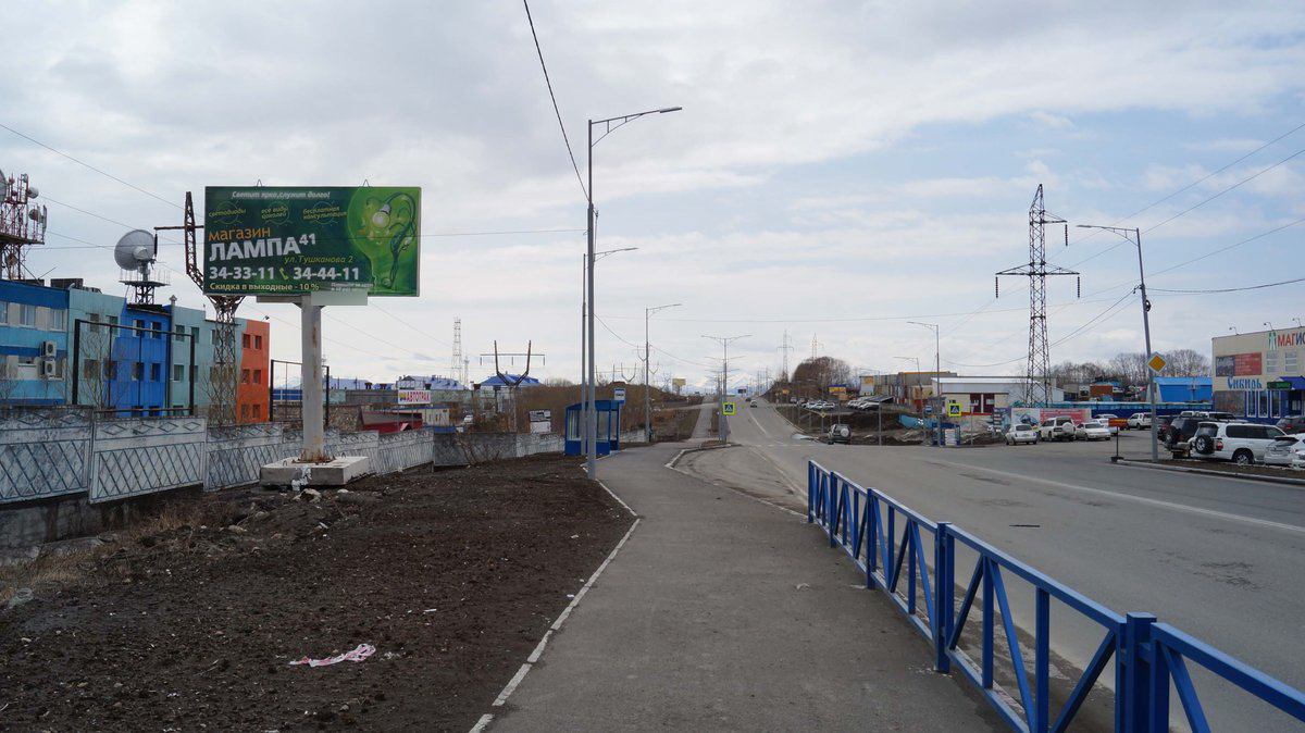 Фотография рекламного носителя, тип: Билборд 3x6, адрес: Вулканная ул., д.59, Петропавловск-Камчатский, Камчатский край, Россия. Сторона Б №777471