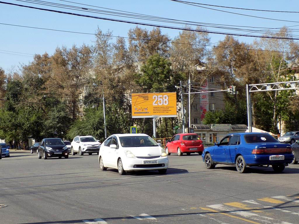 Фотография рекламного носителя, тип: Билборд 3x6, адрес: Краснореченская ул. Х Суворова ул., Хабаровск, Хабаровский край, Россия. Сторона Аh1-Аh4 №992689