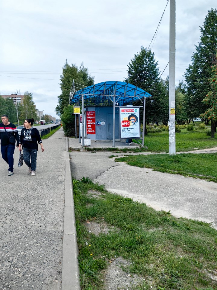 Фотография рекламного носителя, тип: Остановка, адрес: Йывана Кырли ул., д.28, Йошкар-Ола, Республика Марий Эл, Россия. Сторона A1-A10 №961425