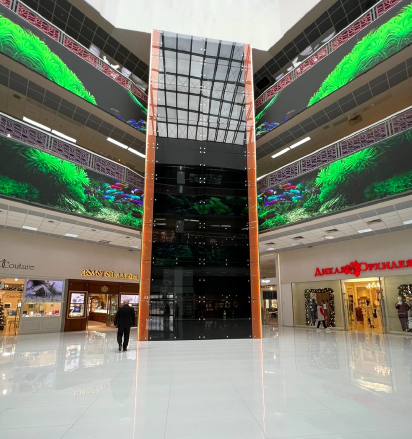 Фотография рекламного носителя, тип: Видеоэкран, адрес: Торговый центр «Сити центр», Индустриальная ул., д.2, Краснодар, Краснодарский край, Россия. Сторона/вариант №1323712