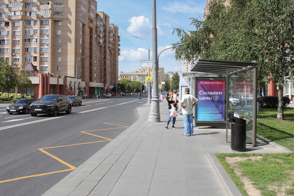 Фотография рекламного носителя, тип: Остановка 1.8x1.2, адрес: Таганская ул. Х Большая Андроньевская ул., Москва, Россия. Сторона А №335161