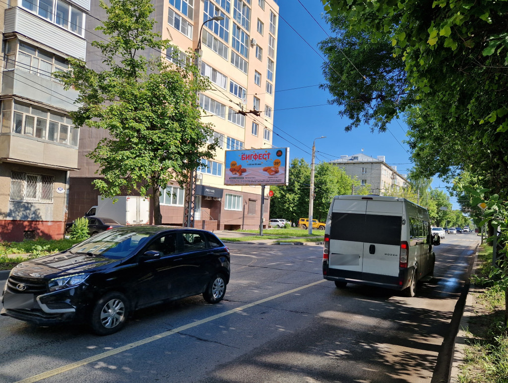 Фотография рекламного носителя, тип: Билборд 3x6, адрес: Лежневская ул., д.44 Х Постышева ул., Иваново, Ивановская область, Россия. Сторона Б №576601