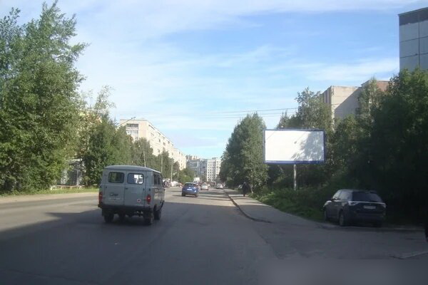 Фотография рекламного носителя, тип: Билборд 3x6, адрес: Урицкого ул., д.52, корп.1, Архангельск, Архангельская область, Россия. Сторона А №765973