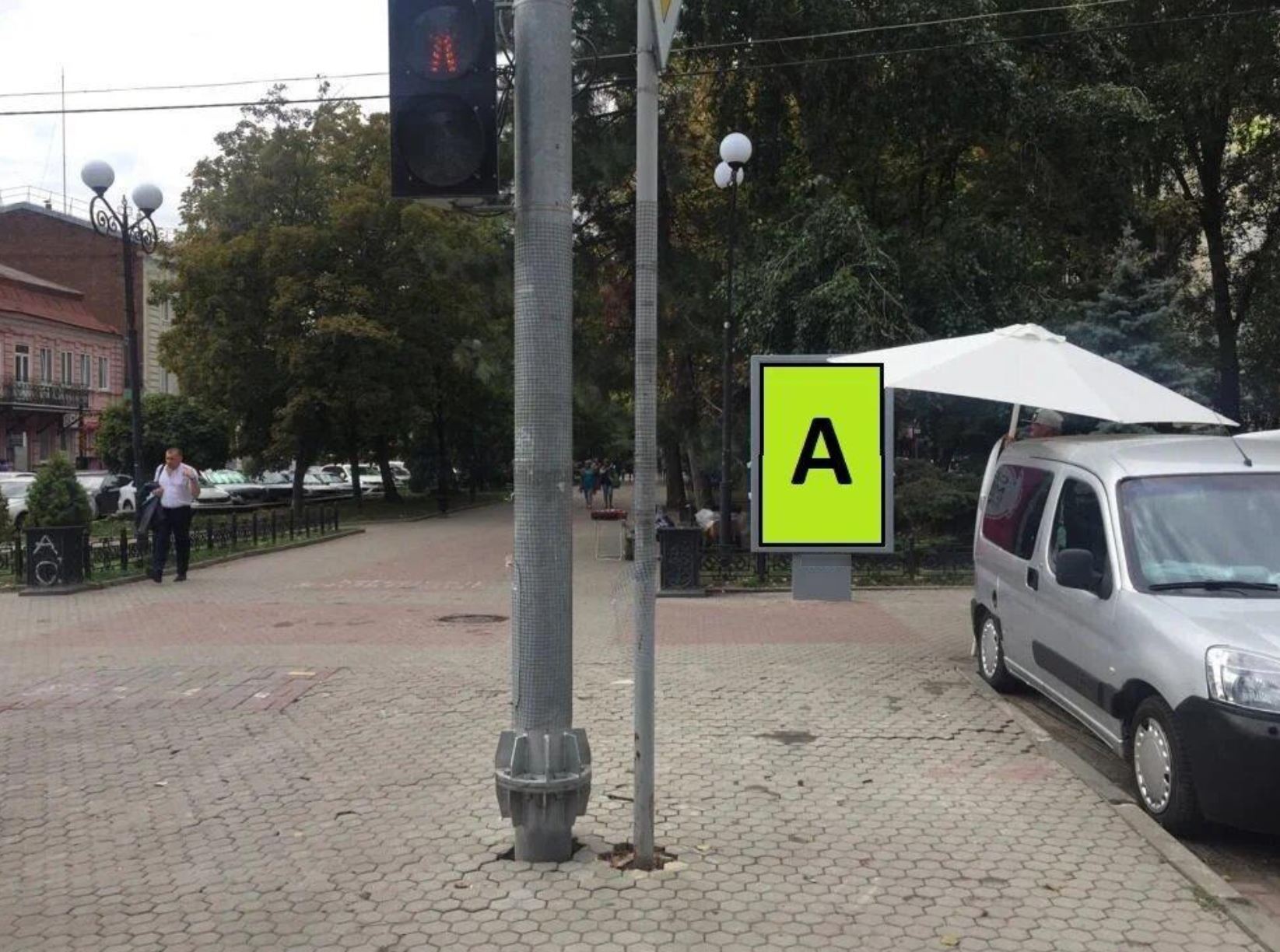 Фотография рекламного носителя, тип: Ситиформат 1.8x1.2, адрес: Соколова пр-т., д.31-33 Х Пушкинская ул., Ростов-на-Дону, Ростовская область, Россия. Сторона А №949272