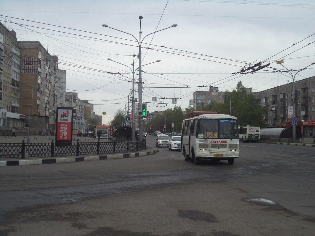 Фотография рекламного носителя, тип: Пиллар 3x1.4, адрес: Кирова ул., д.75, Новокузнецк, Кемеровская область, Россия. Сторона В №671932