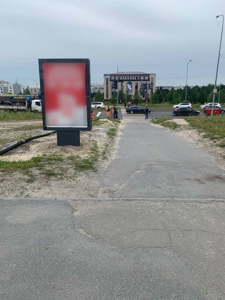 Фотография рекламного носителя, тип: Ситиформат 1.8x1.2, адрес: Тюменский тракт, д.1, поз.3, Сургут, Ханты-Мансийский автономный округ – Югра, Россия. Сторона Б №960229