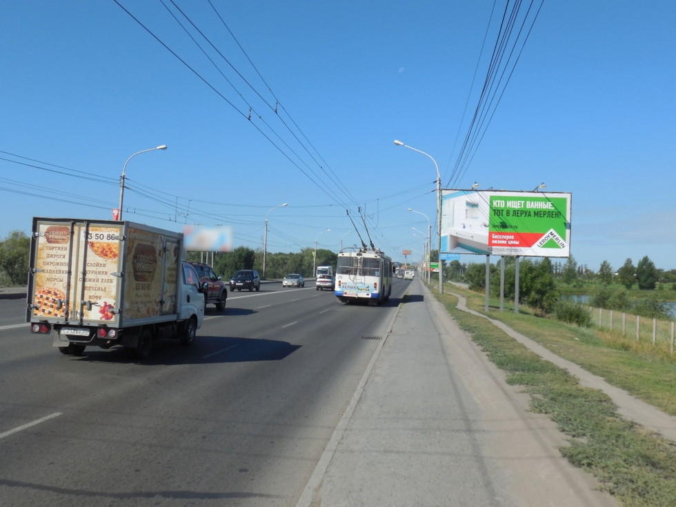 Фотография рекламного носителя, тип: Билборд 3x6, адрес: Ленинградский мост, поз.1, Омск, Омская область, Россия. Сторона А №1009787