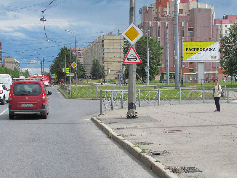 Фотография рекламного носителя, тип: Билборд 3x6, адрес: Шлиссельбургский пр-т., д.35 X Прибрежная ул., Санкт-Петербург, Россия. Сторона A1-А3 №515227