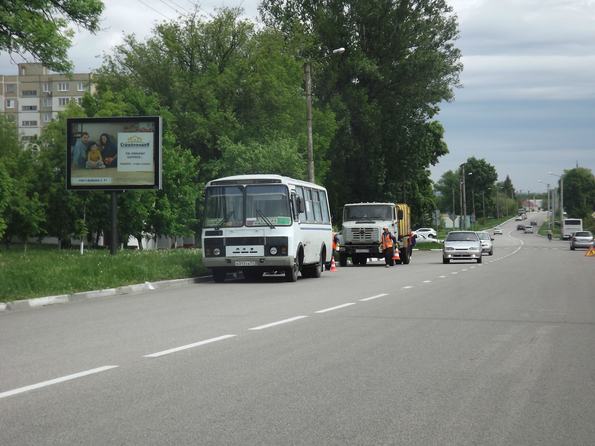 Фотография рекламного носителя, тип: Ситиборд 2.7x3.7, адрес: Ватутина ул., д.3, Старый Оскол, Белгородская область, Россия. Сторона B №566935