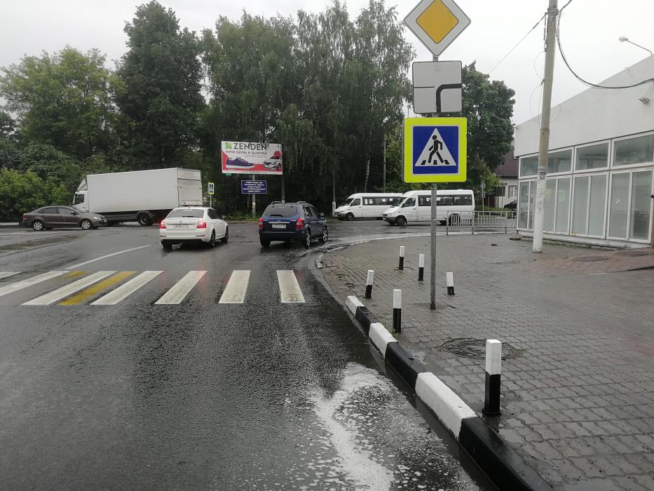 Фотография рекламного носителя, тип: Билборд 3x6, адрес: Комсомольская ул. Х Патриаршая ул., Ногинск, Московская область, Россия. Сторона A №653179