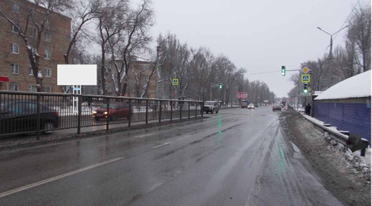 Фотография рекламного носителя, тип: Билборд 3x6, адрес: Харьковская ул., д.14а, на 892 600 м, Новошахтинск, Ростовская область, Россия. Сторона Б №1093601